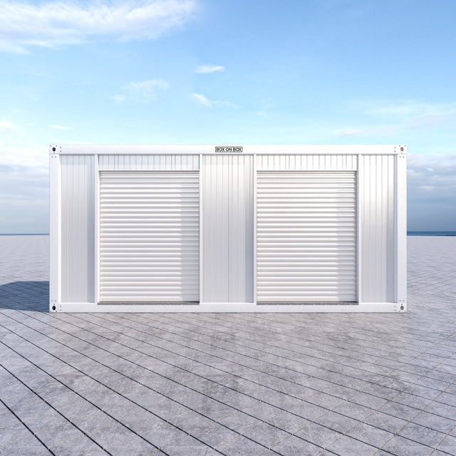 Garage with 2 roller doors 18 m2