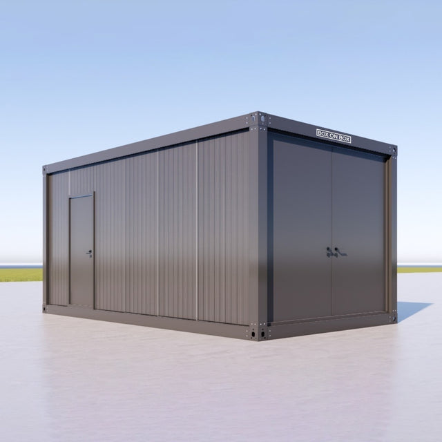 Work shed with double door / entrance door 18 m2