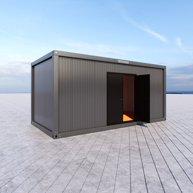 Storage room with double door 18 m2