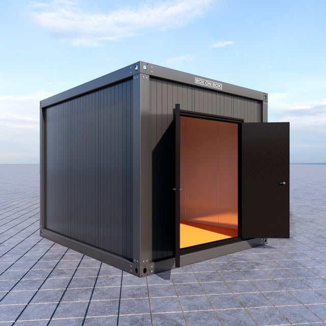 Storage room with double door 9 m2