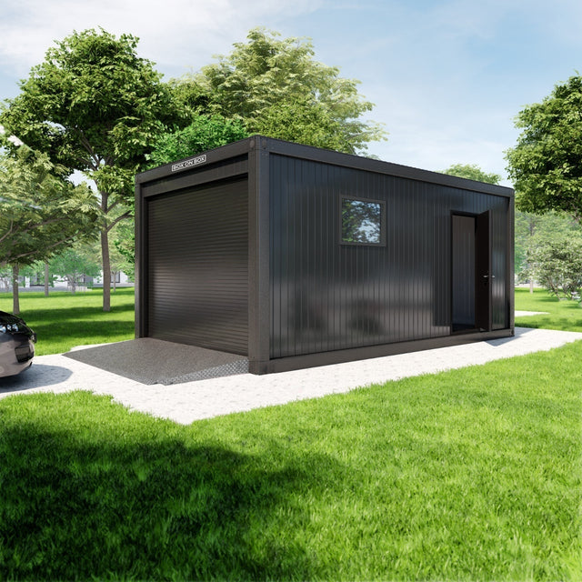 Enkelgarage med elektrisk rullport, dörr, fönster 20 m2
